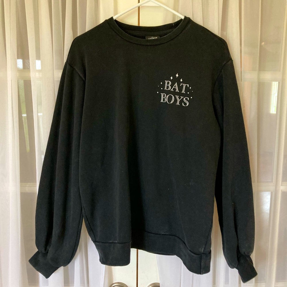 A Court of Thorns and Roses Bat Boys Sweatshirt